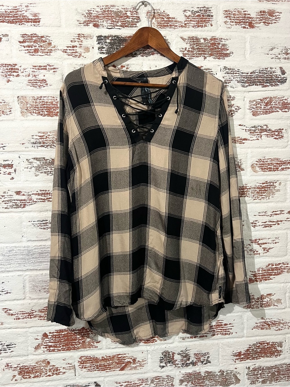 Seven7 Womens Medium Plaid Lace Up Tunic Top 100% Rayon Boho Grunge Fall